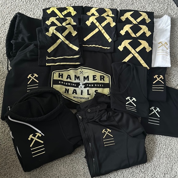 HAMMER AND NAILS LOT - Picture 1 of 4